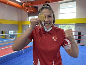 Dünya Şampiyonu Şennur Demir: “Sanki Rüyayı Yaşıyor Gibiyim”