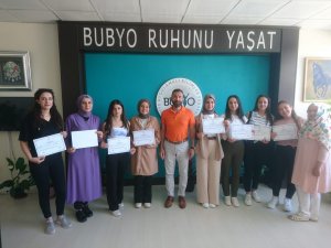 Burhaniye’de Üniversiteli Gençler İşaret Dilini Öğrendi