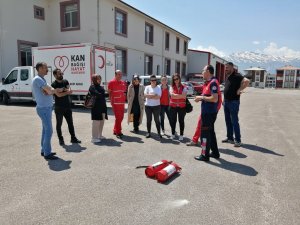 Kızılay Çalışanlarına Yangın Eğitimi
