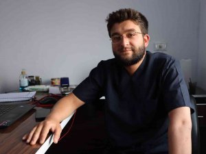 Suriye’deki Fizik Tedavi Merkezinde Savaşın Yaraları Sarılıyor