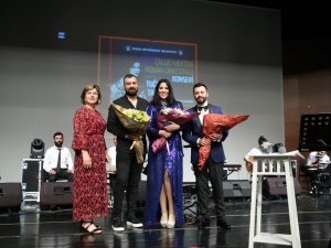 Tuğçe Tayfur, Bursalılarla Buluştu