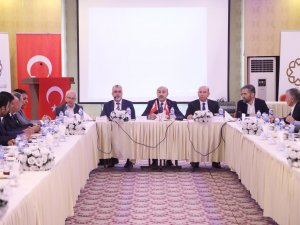 Sosyal Politikalarda 7 Bölge 7 Yıl Projesi Çerçevesinde Mardin’de Toplantı Gerçekleştirildi