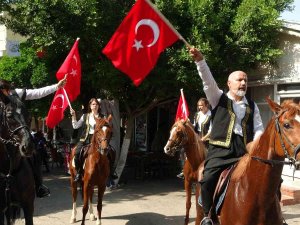 Kozan’ın Düşman İşgalinden Kurtuluşunun 102. Yılı Coşkuyla Kutlanıyor