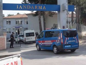 Samsun’da Sentetik Ecza Ele Geçirildi: 1’i Doktor 3 Gözaltı