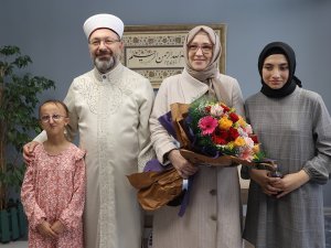 Diyanet İ̇şleri Başkanı Erbaş, Görme Engelli Hafızlık Öğrencilerinin Yıl Sonu Etkinliğine Katıldı