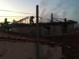 Babasının Yaktığı Evde Ağır Yaralanan 3 Yaşındaki Fırat’tan Acı Haber