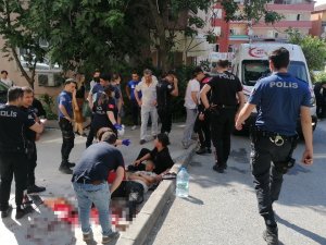 Lise Öğrencilerinin Bıçaklı Kavgasında 1 Kişi Tutuklandı