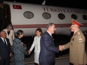 Milli Savunma Bakanı Akar, Resmi Temaslarda Bulunmak Üzere Romanya’ya Gitti