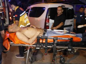 Bar İçerisinde Tabancayla Vurulan Kişi Ağır Yaralandı