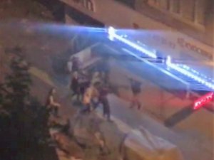 Yop Chagi Vuruşuyla 5 Metreden Aşağı Uçurdu