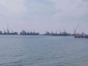 Trakya’da Nisan Ayında 302 Milyon Dolar İthalat, 310 Milyon Dolar İhracat Gerçekleşti