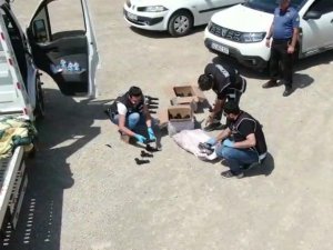 Polis Denetim Yaptığı Dron İle Silah Kaçakçısını Yakaladı