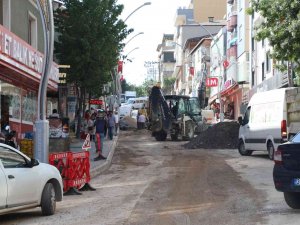 Dilovası’nın En Büyük Caddesine Neşter