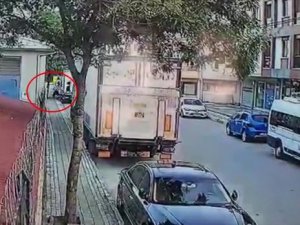 Sancaktepe’de Kamyonetten 2 Bin Lira Değerinde Akü Çaldılar