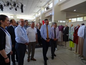 Havran Halk Eğitim Merkezi Yılsonu Sergisi Açıldı