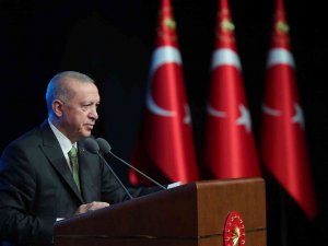 Cumhurbaşkanı Erdoğan: "Şimdi Hukuktan Dem Vuranlar Geçmişte Uygulanan Baskılara, Zulme, Ayrımcılara Ses Çıkartmamış, Hatta Bizzat Taraf Tutmuştur"