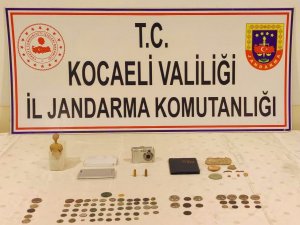 Tarihi Eser Kaçakçılarına Operasyon: 5 Gözaltı