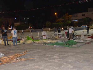 Didim Hem Sergisini Fırtına Vurdu: 6 Yaralı