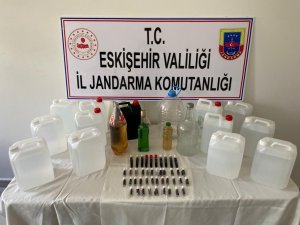 Tarımsal Etil Alkolle Sahte İçki Yapan Kişi Yakalandı