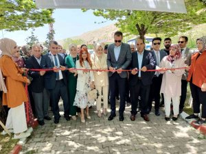 Adilcevaz’da Yılsonu Sergisi