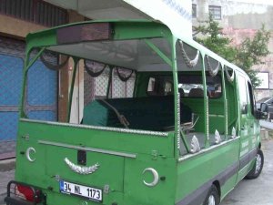 Ataşehir’de Yaşlı Adam Dükkanının Kapısında Ölü Bulundu