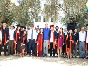 Milas Selimiye’de Lise Öğrencileri Mezuniyet Sevinci Yaşadı