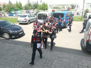 Karaman’da 400 Bin Liralık Damlama Borusu Çalan 4 Kişi Tutuklandı