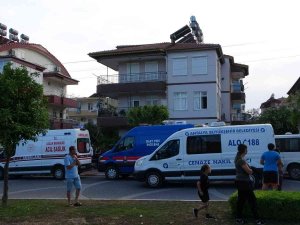 Antalya’da 2 Çocuk Annesi Kadın Evinde Ölü Bulundu