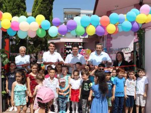 Kırkağaç’ta Minik Öğrenciler El İşlerini Sergilediler