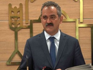 Bakan Özer’den Lgs Açıklaması: "Öğrenciler Maskesiz Şekilde Sınavda Rahat Süreç Geçirecek"