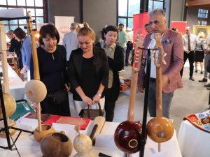 Sağlıkçıların Geri Dönüştürdüğü Eserler Müzede Sergilendi