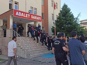 ’Miras’ Operasyonu Şüphelilerinden 32 Kişi Adliyede