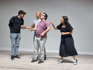 Altıeylül Kent Sahnesi İlk Mezunlarını Verdi