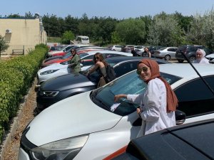 Öğrencilerden Kampüsteki Sürücülere ‘Güvenli Park’ Bilgilendirmesi