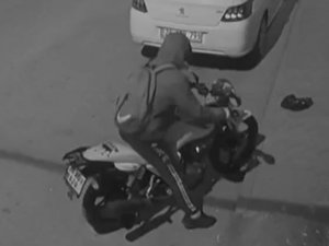 Yaklaşık 20 Bin Liralık Motosiklet İşte Böyle Çalındı