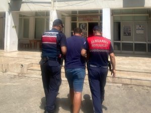 Kaş’ta Hırsızlıktan Aranan Şüpheli Yakalandı