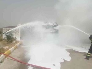 Mazot Yüklü Tanker Alevlere Teslim Oldu