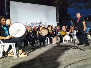 Köyceğiz’de Ritim Saz Topluluğu Konserine İlgi Yoğun Oldu