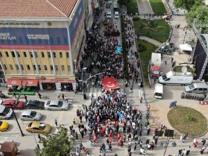 28 Ülkeden 15 Bin Kişinin Katılacağı Türk Dünyası Günleri Kortej Yürüyüşüyle Başladı