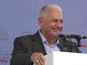 Binali Yıldırım’dan ’Esprili’ Açılış: "Ali’ye Kötü Haber Var"