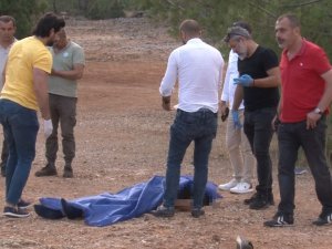 Antalya’da Ormanlık Alanda Erkek Cesedi Bulundu