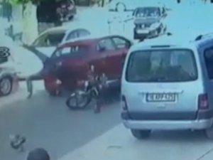 Otomobil İle Çarpışan Motosiklet Sürücüsü Yaralandı