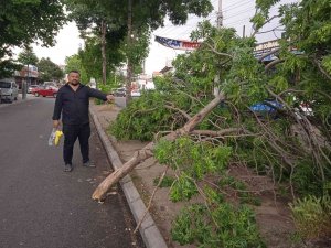 Afyonkarahisar’da Olumsuz Hava Şartları Devam Ediyor
