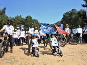 Sultanbeyli’de Buluşan Downhill Sporcuları Ve Çevre Gönüllülerinden Mesaj