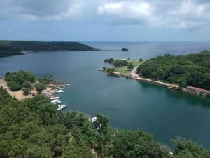Eşsiz Doğasıyla Hamsilos Koyu Görenleri Hayran Bırakıyor