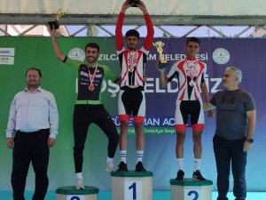 Sakarya Büyükşehir Bisiklette Madalyaları Bırakmıyor
