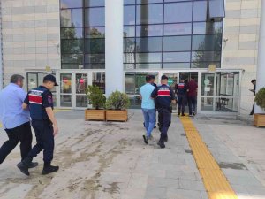 Elazığ’da Kaçak Kazı Yapan 4 Şüpheli Yakalandı