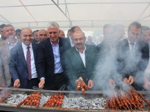 Trabzon’da İlk Kez Ciğer Şöleni Düzenlendi