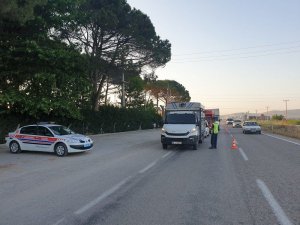 Balıkesir’de 64 Şahsa ’Huzur’ Operasyonu