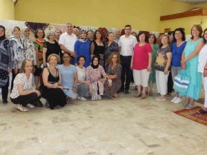 Burhaniye’ De Hem Sergisi Pelitköy De Açıldı